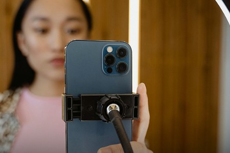 美国直播电商迎曙光：泡泡玛特10小时狂揽600万美元